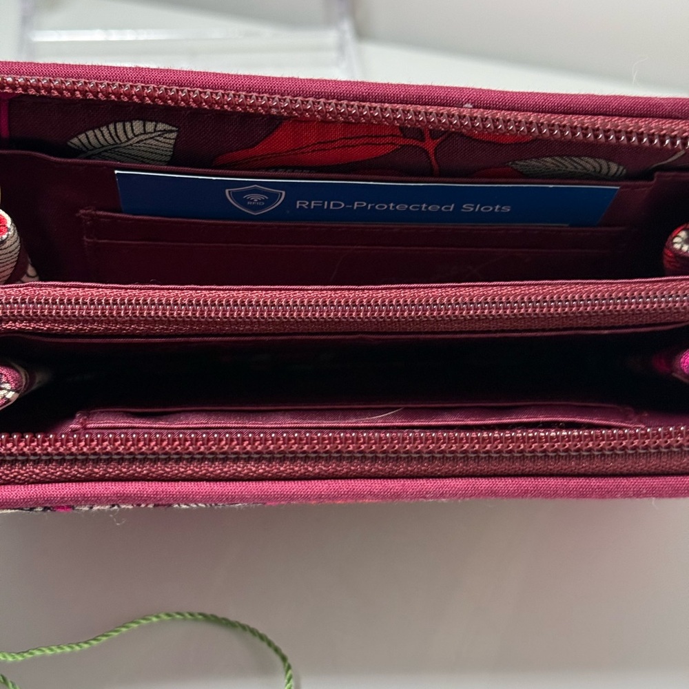 NWT VERA BRADLEY RFID GRAB & GO WRISTLET BOHEMIAN BLOOMS - Picture 2 of 3
